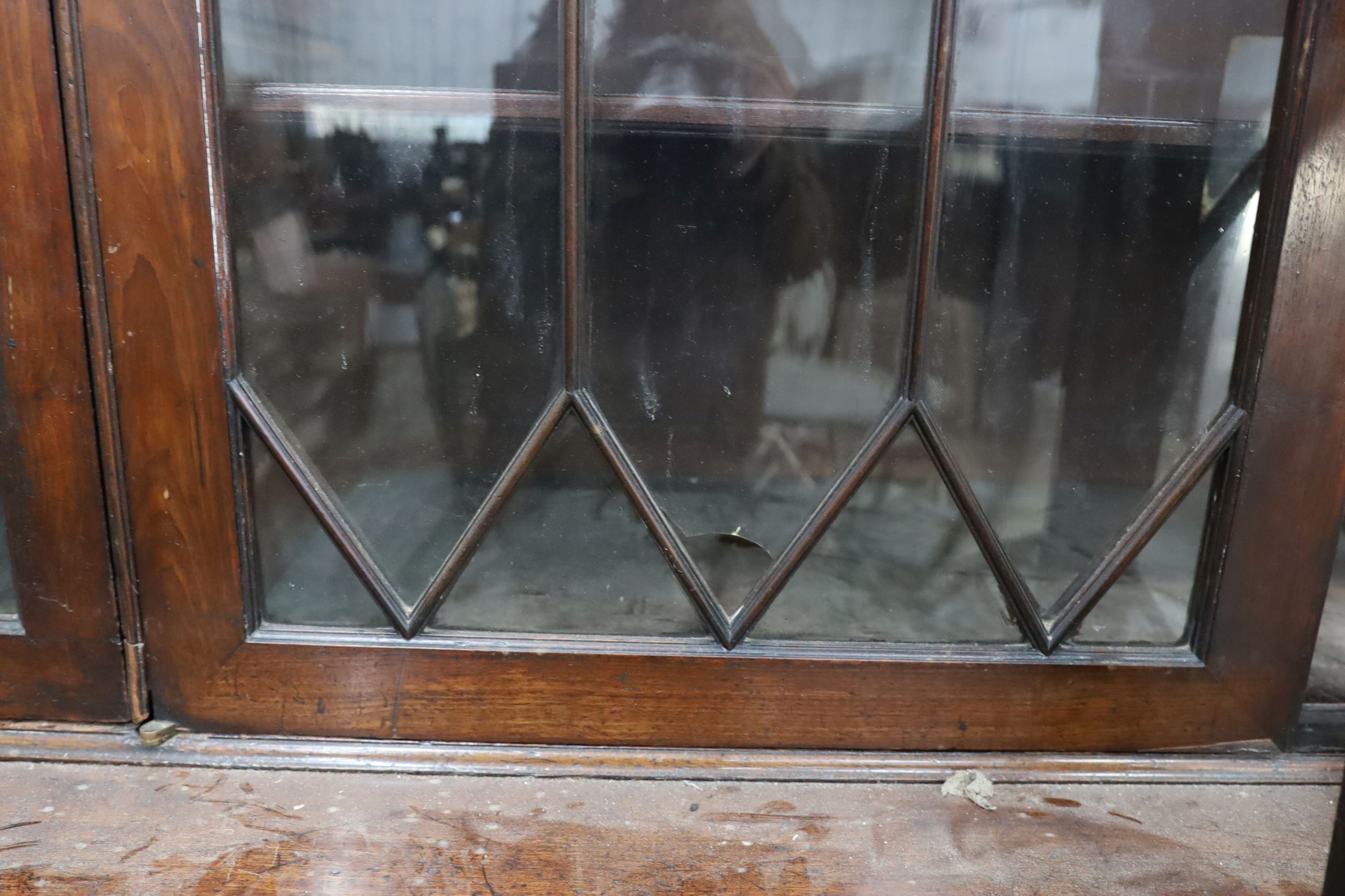 A George III mahogany library bookcase, length 182cm, depth 58cm, height 268cm